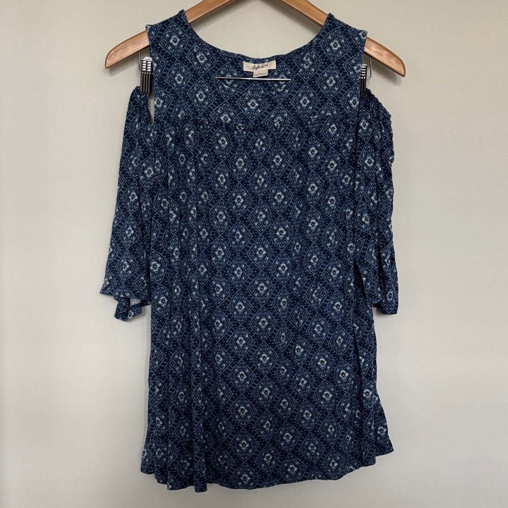 Style & Co 3/4 Sleeve Cold Shoulder Top Sz L EUC